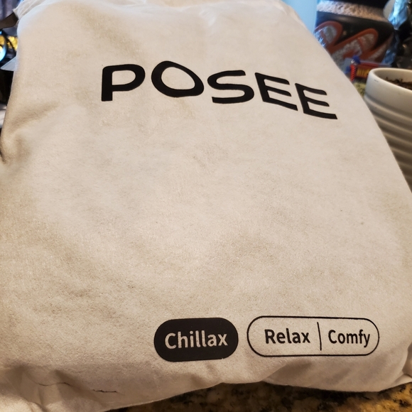 Posted Pillow Slides - Picture 3 of 4